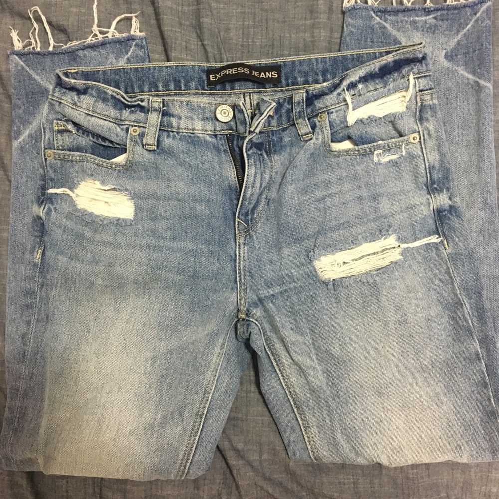 Distressed Express Girlfriend jean